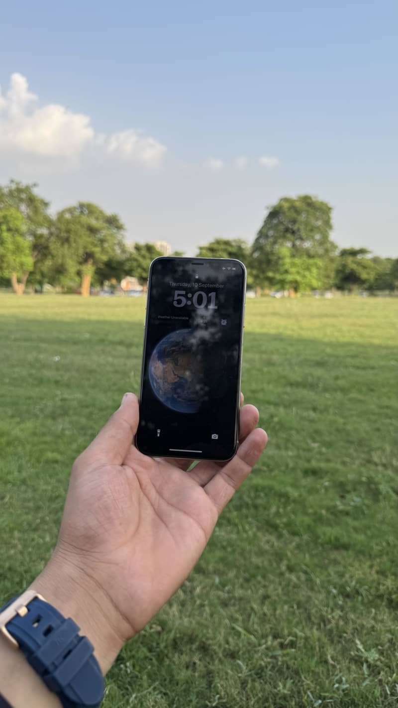 Apple iPhone XS 8