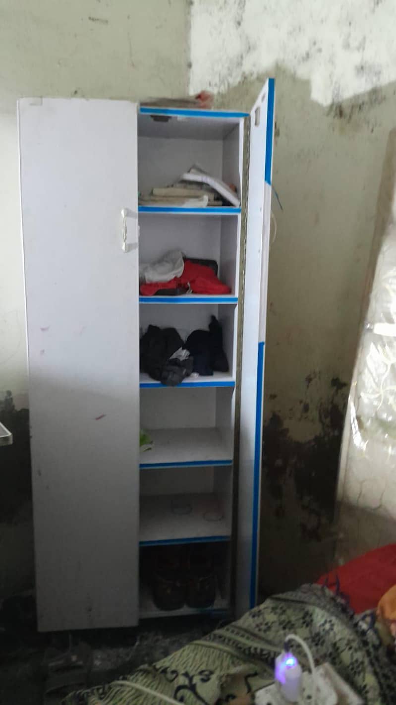 wardrobe white 1