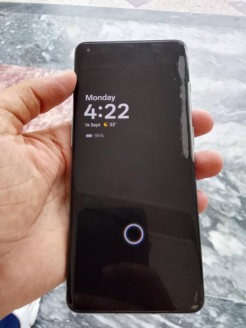 One Plus 10 Pro 4