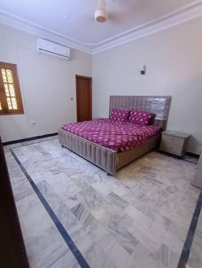 Gulshan e Iqbal block 1 240 yards first floor portion available for rent. 3 bed drawing lounge Marble flooring  2 attached and 1 common tiled bathroom  Terrace West open Separate Electric and Gas meter Out side car Parking Excellent condition Rent. One lac ten thousand  For visit please call Family 5 person *Code(16739)*