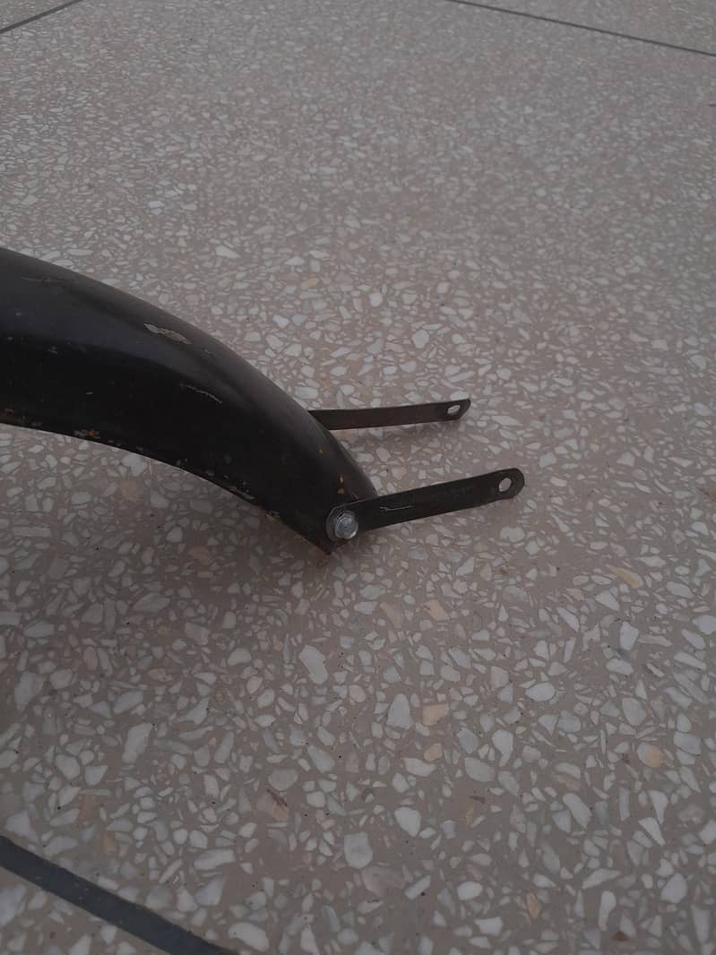 cafe racer mudguard 1