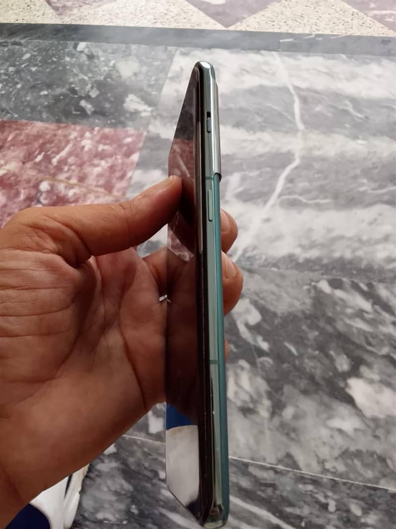 One Plus 10 Pro 3