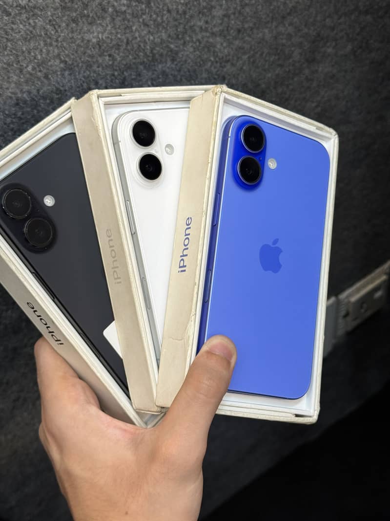 Apple iPhone 16 2