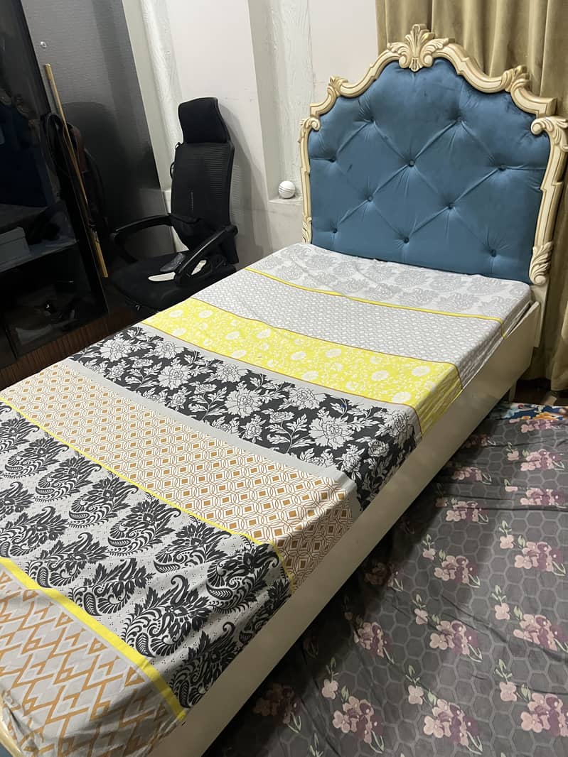 Single person bed 3
