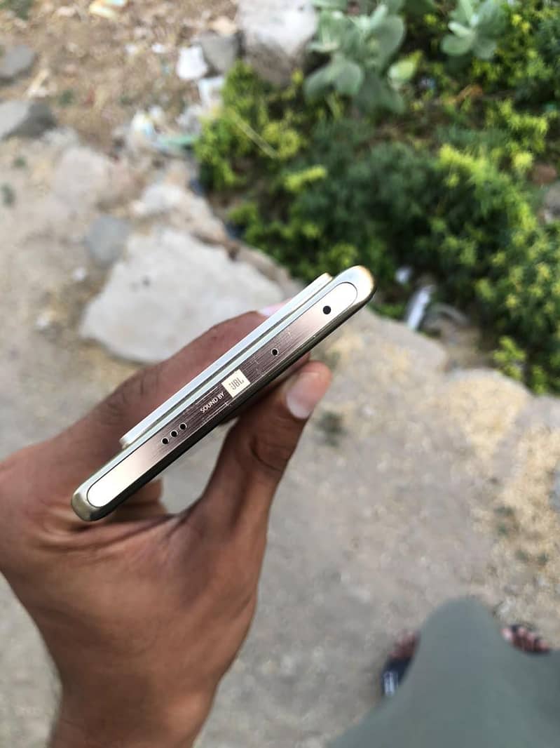 Infinix Note 40 Pro 5