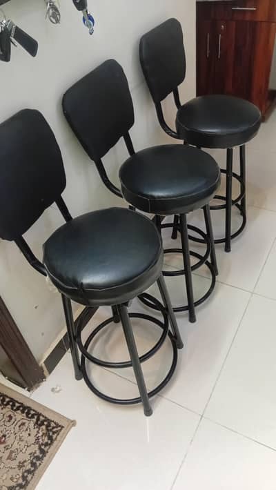 3 stool chairs