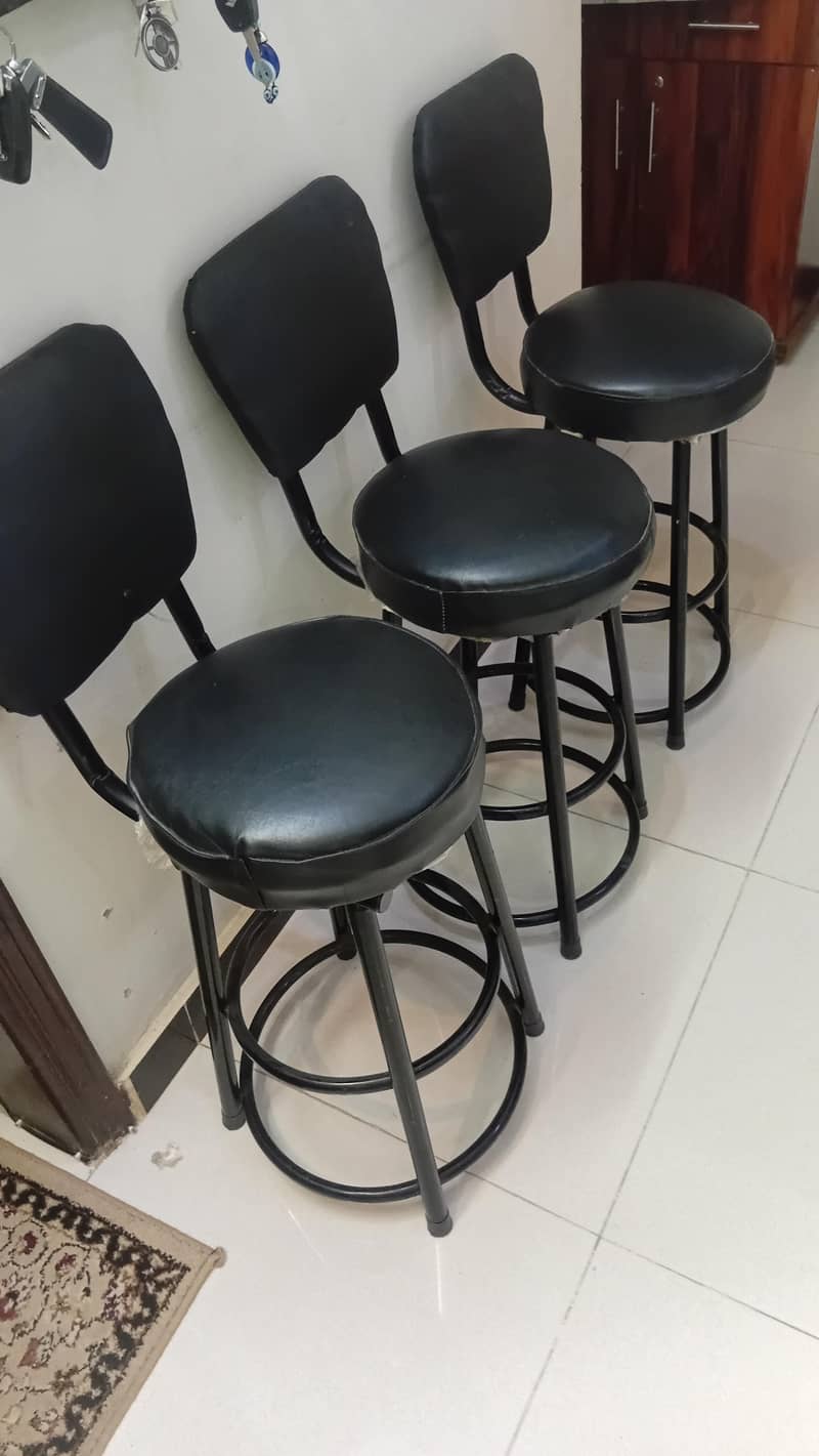 3 stool chairs 0