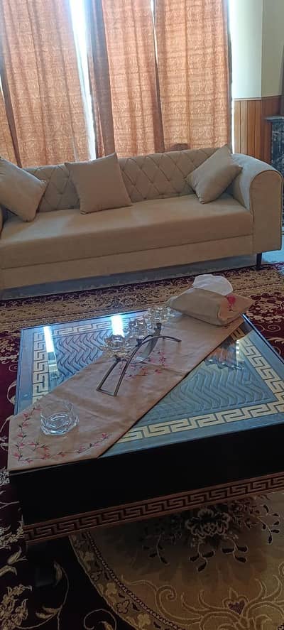 7 Seater Sofa Set Slightly Used