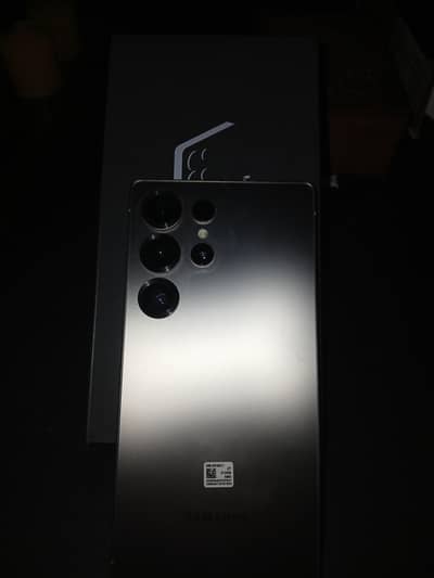 Samsung Mobile S25 Ultra Brand New Non PTA full sim time.