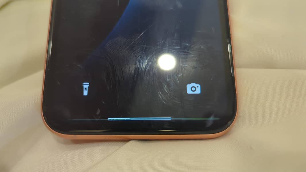 Apple iPhone XR 6