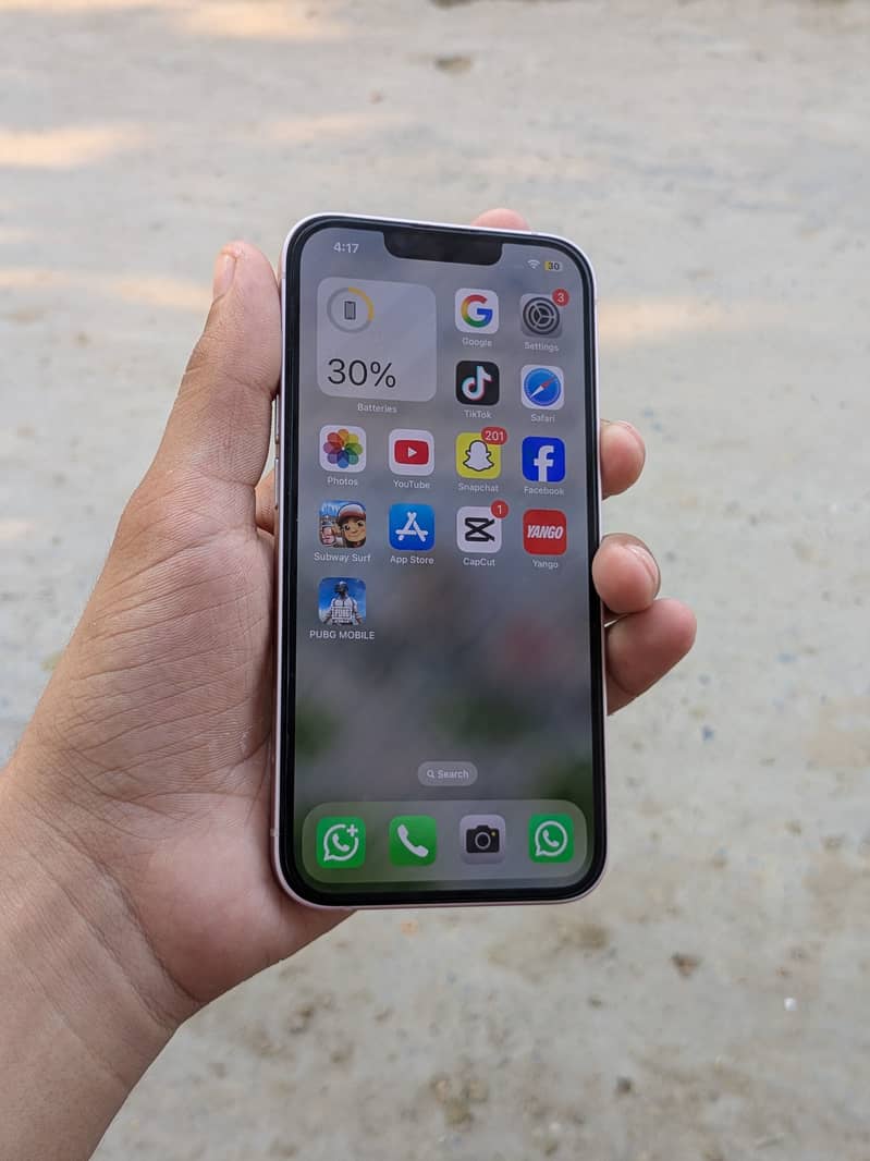 Apple iPhone 13 2