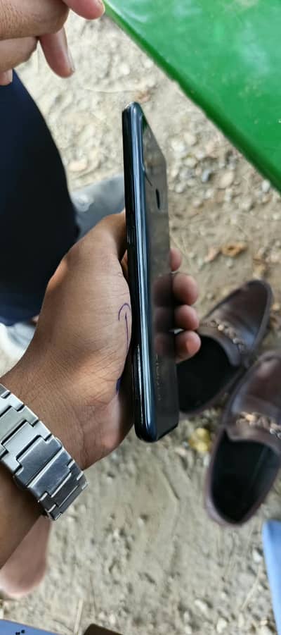 Infinix Hot 11