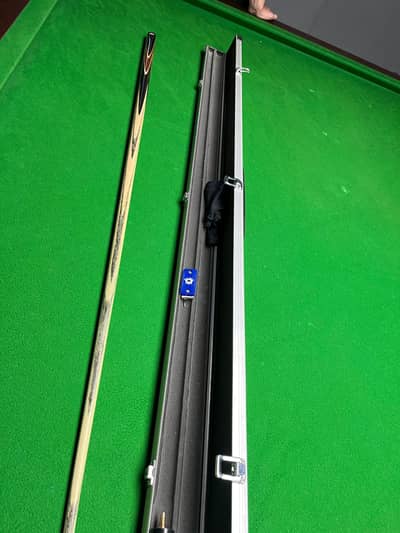 omin cue with all asscories with box for sale