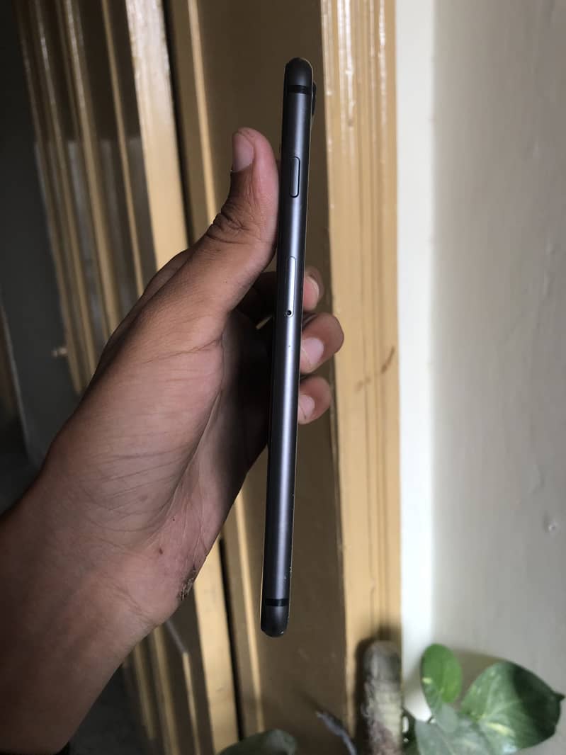 Apple iPhone 8 Plus 7