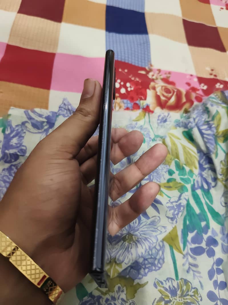 Samsung Mobile Note 10 Plus 2