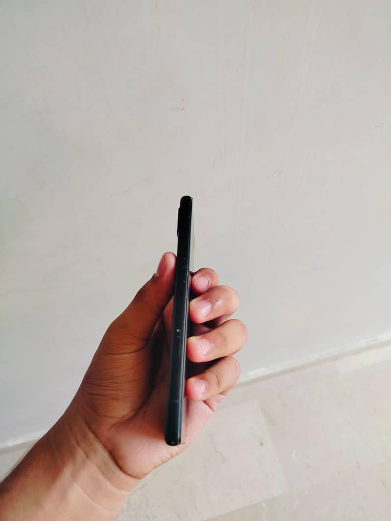 Google Pixel 6a 3