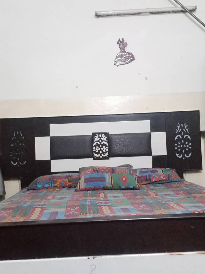 Complete Double Bed Set – Bed + 2 Side Tables + Dressing Table 0