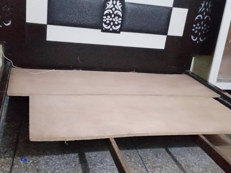 Complete Double Bed Set – Bed + 2 Side Tables + Dressing Table 5