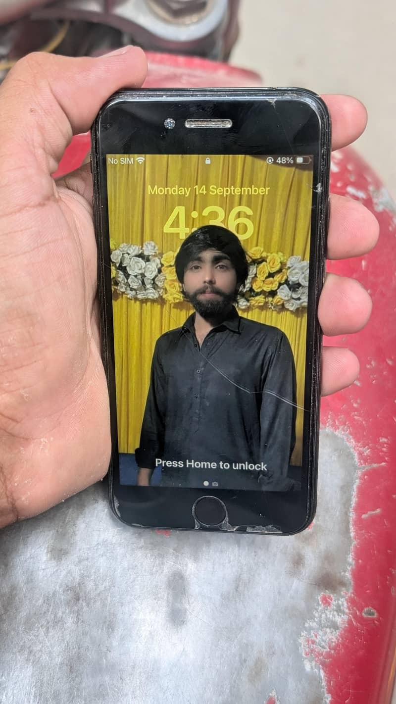 Apple iPhone SE 1