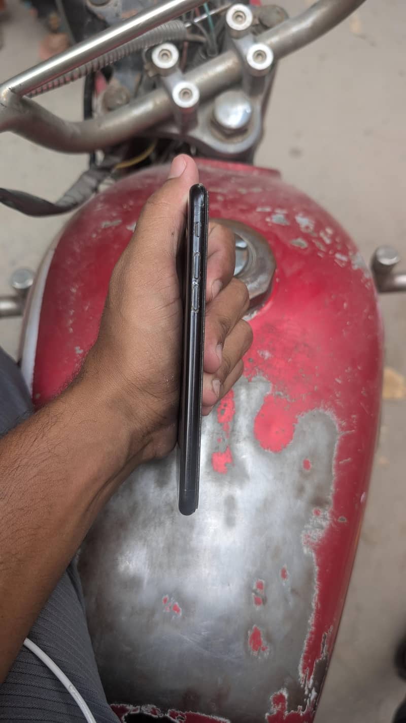 Apple iPhone SE 2