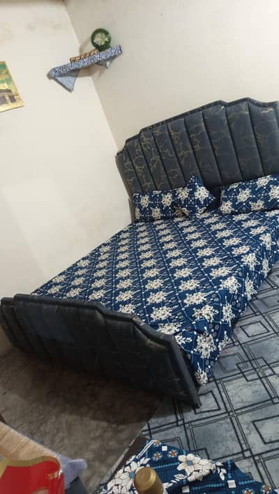 Double Bed+Dressing Table Coushan ma