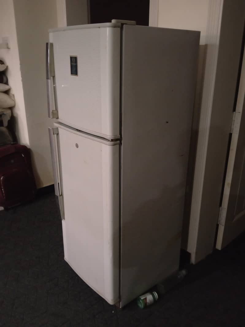 dawlance fridge 0