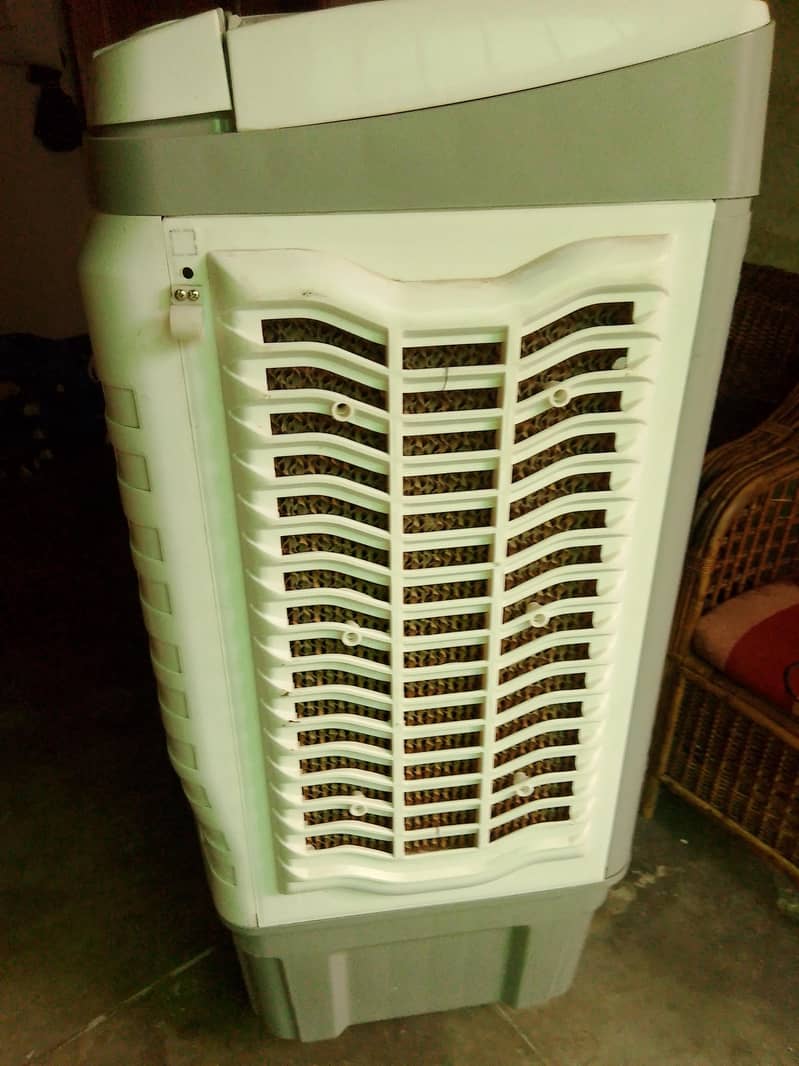PAK electronics room cooler 1