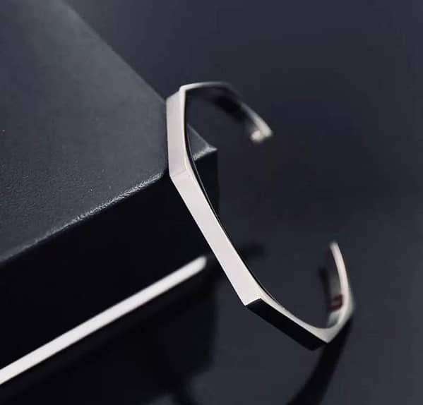 Hexagon Silver Fashion Thin Kara for Men and Boys: Stainless Steel Flat Kara in Silver/Gold