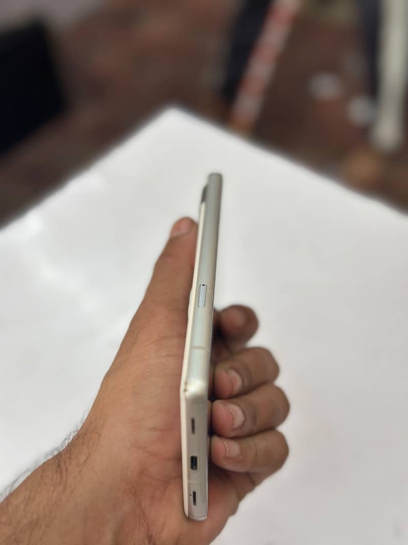 Google Pixel 7a 3
