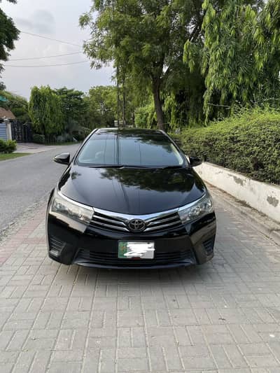 Toyota Corolla XLI 2015 1 pice touch