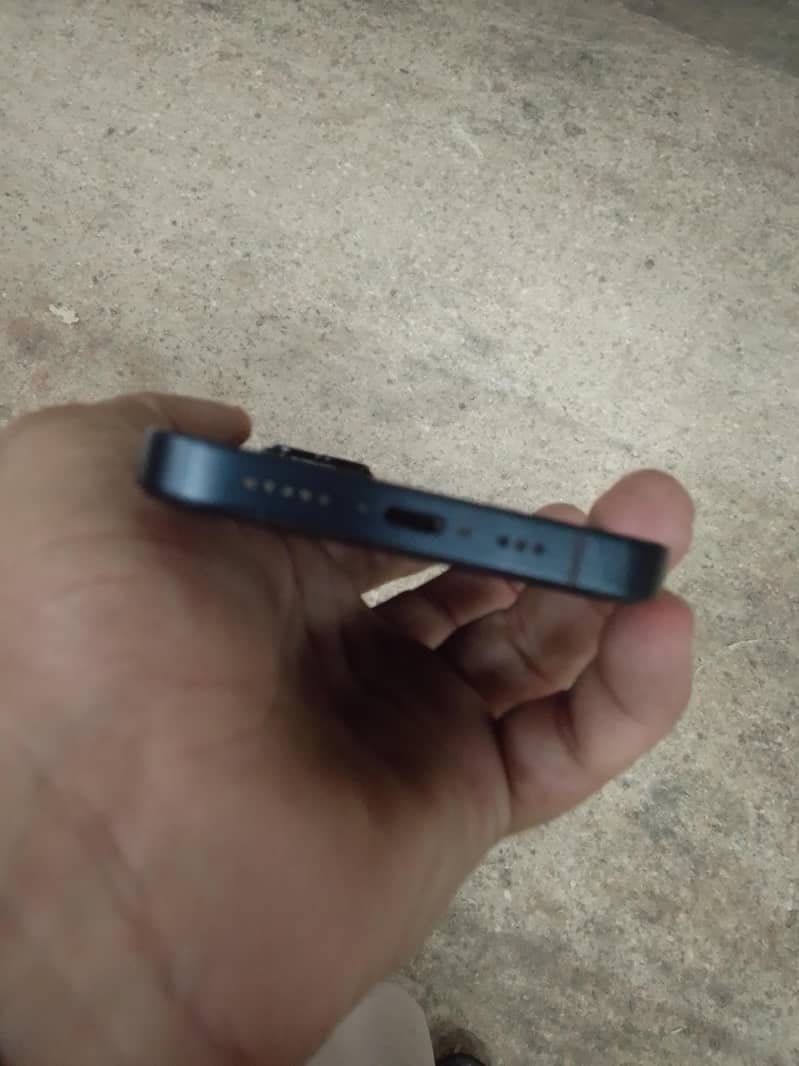 Apple iPhone 14 6