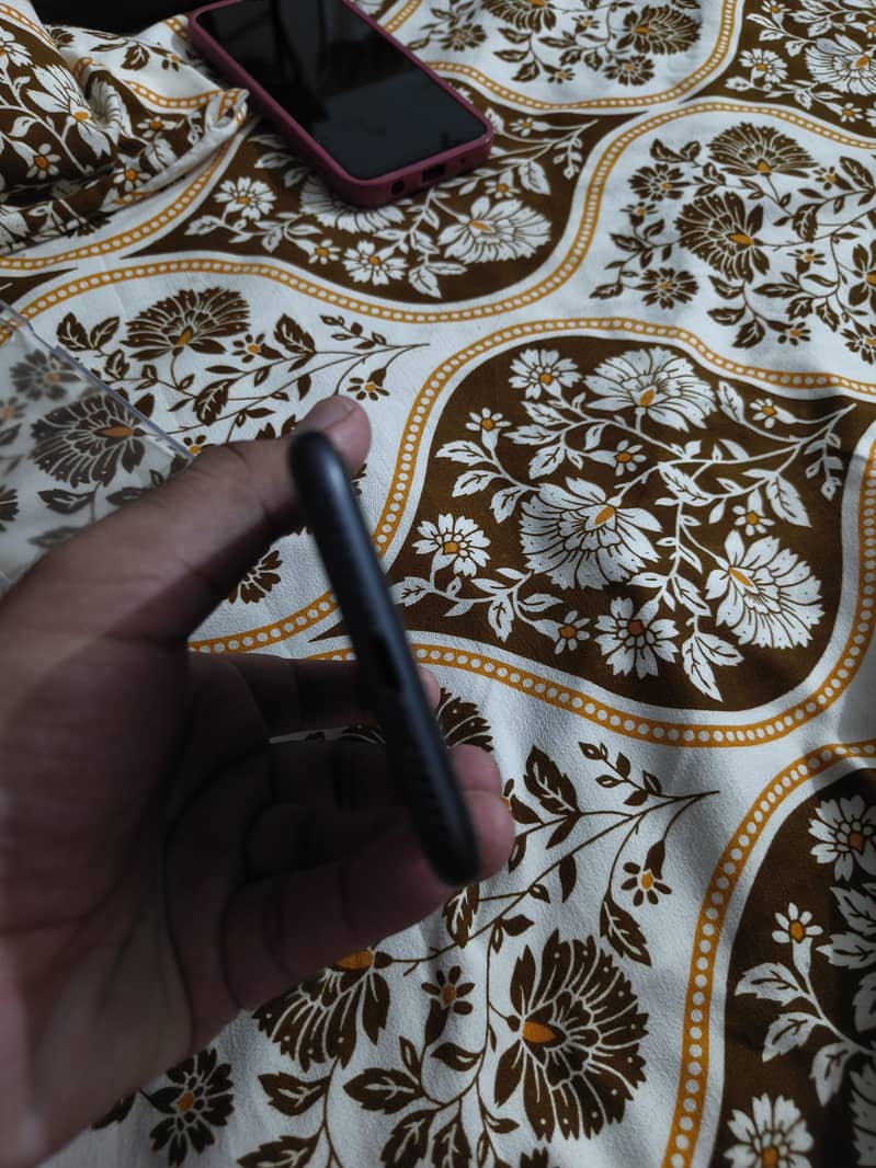 Apple iPhone 8 2