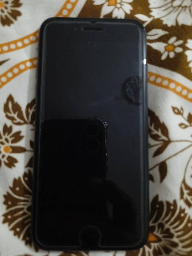 Apple iPhone 8 5