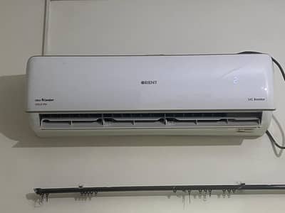 Orient Mega 18G Pearl White (1.5 Ton / 18,000 BTU) DC Inverter