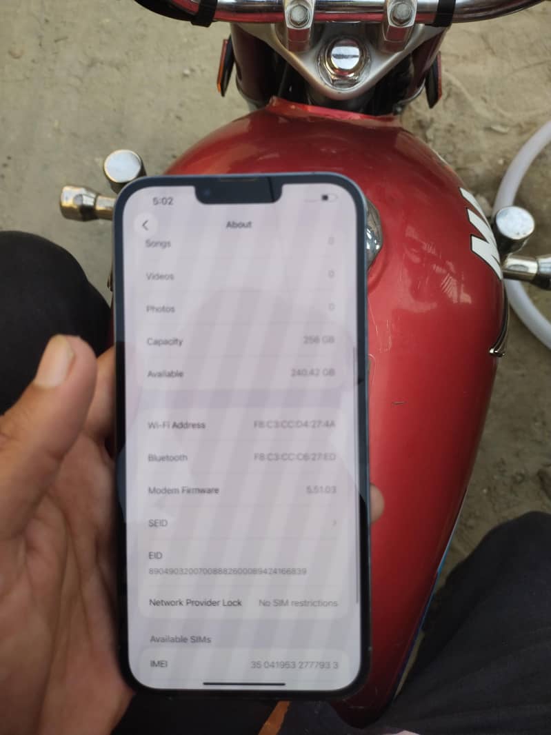 Apple iPhone 13 Pro Max 5