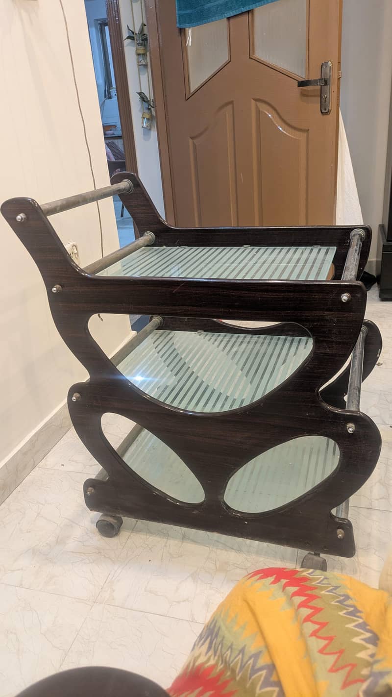 Tea trolly 1