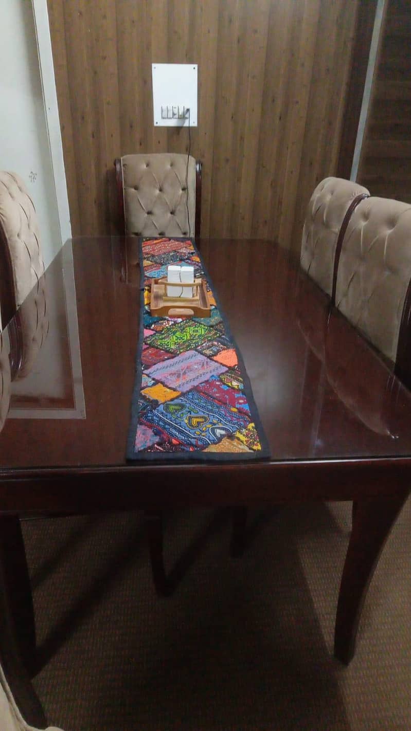 dining table for sell 1