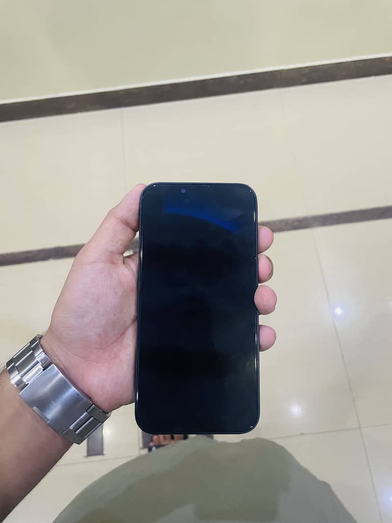 Apple iPhone 14 5
