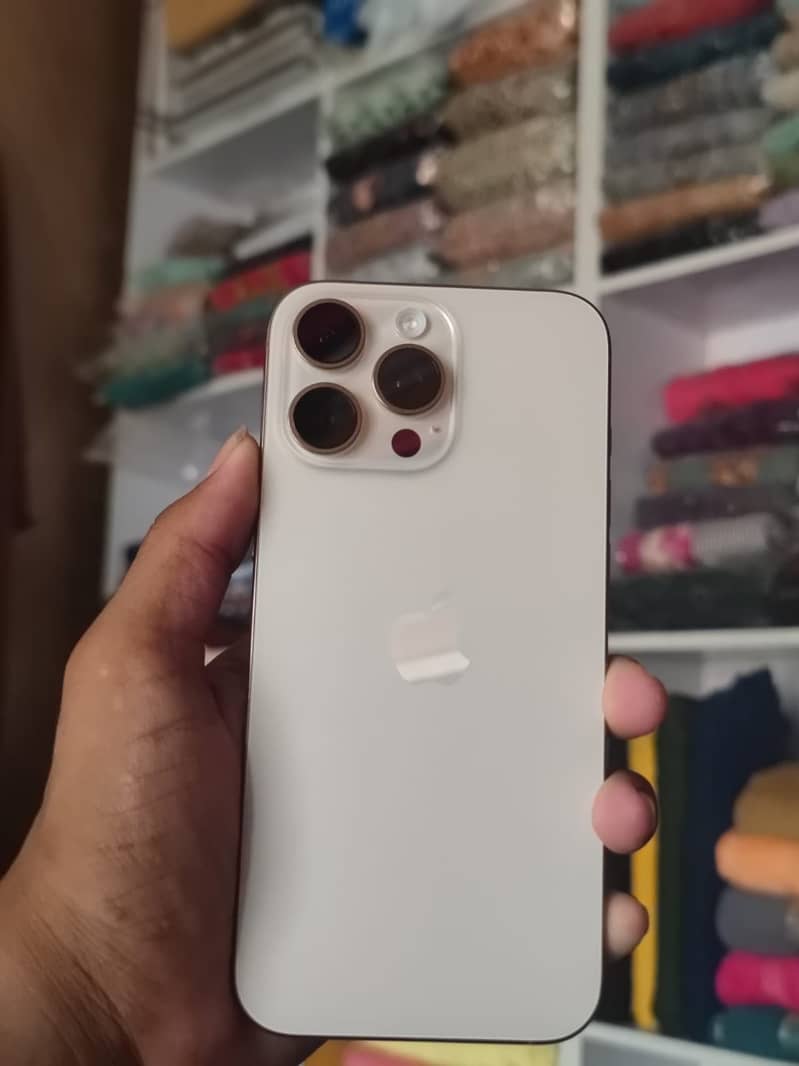Iphone 16 pro max 0