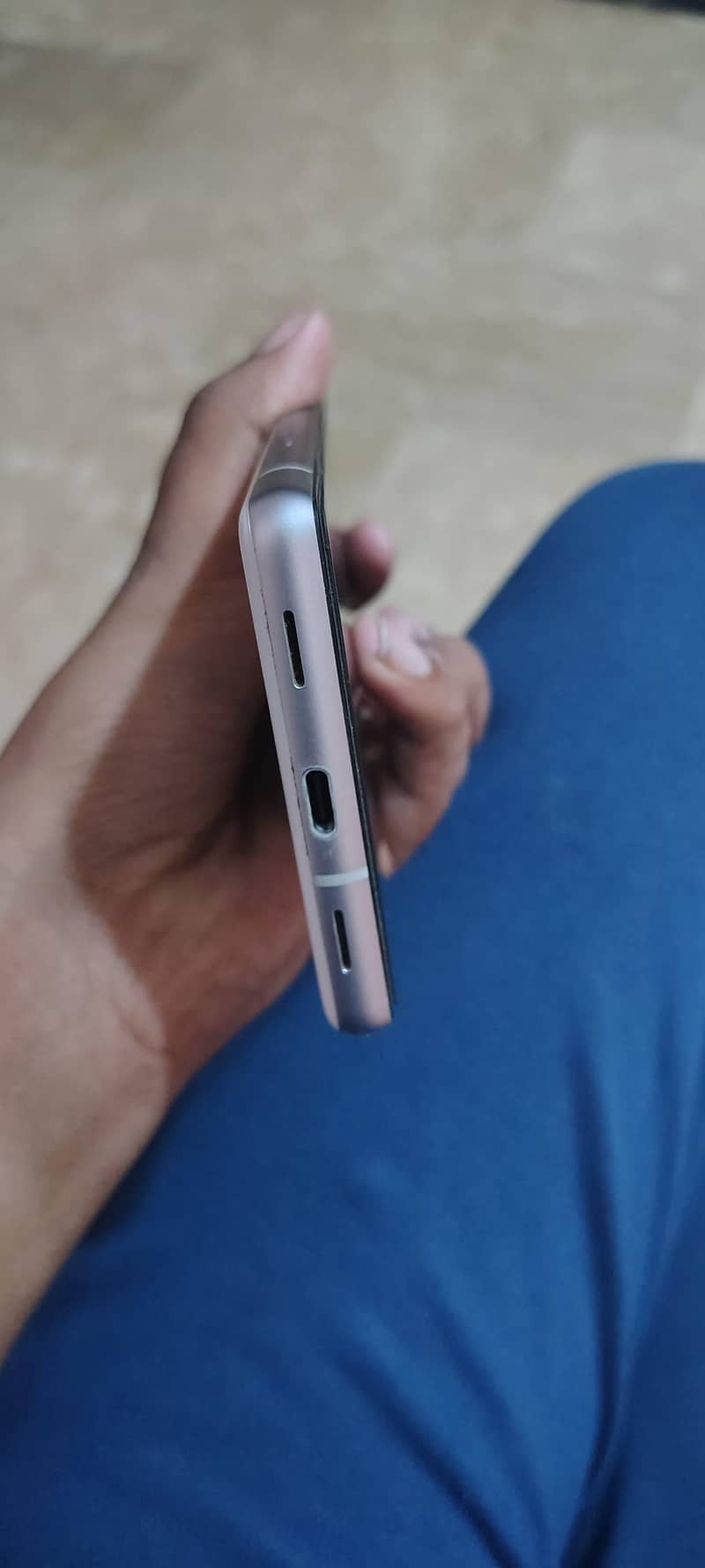 Google Pixel 7a 5
