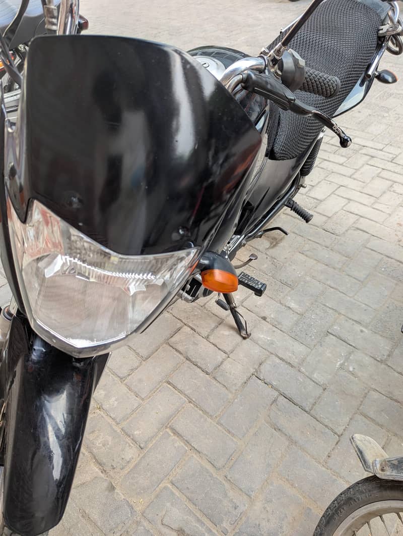 Ybr 2016 model 5