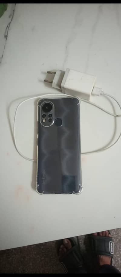 Infinix Hot 11s 4+2 128 100 ok mobile+ charger