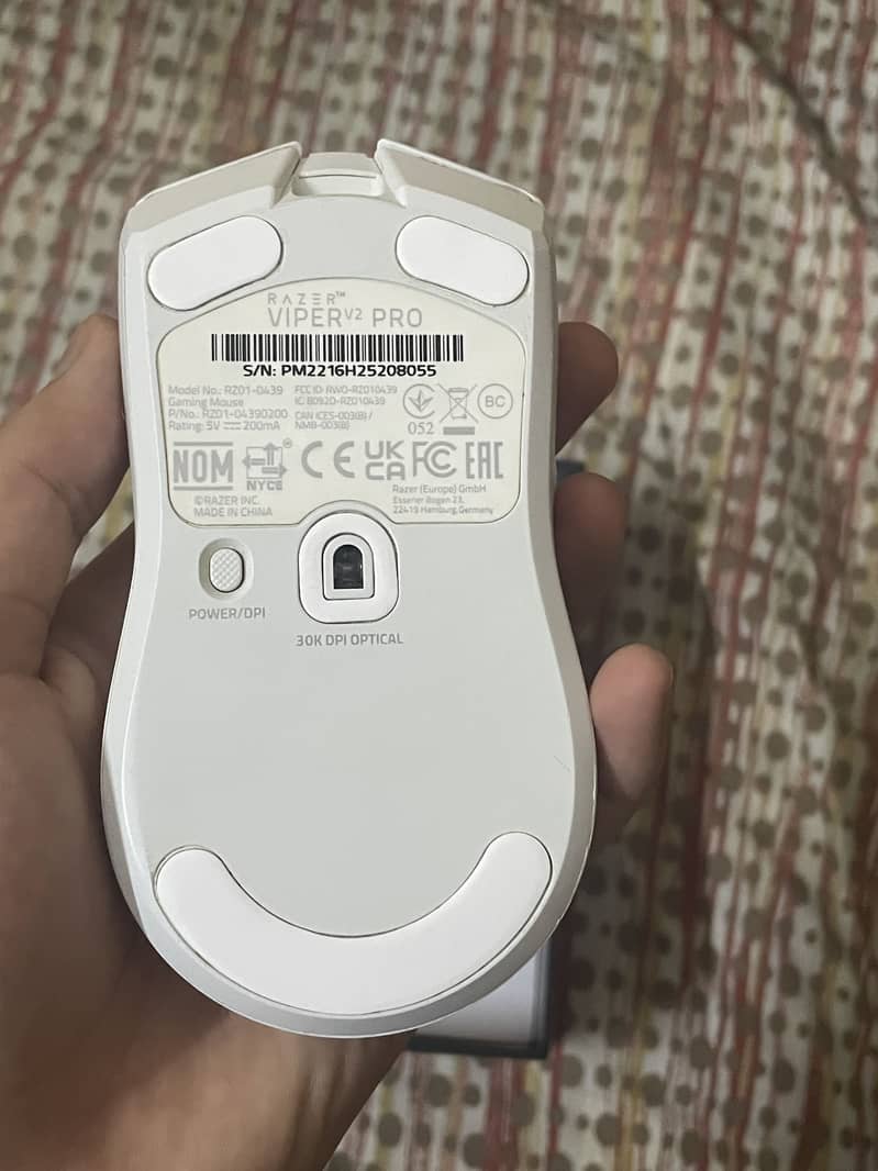 Razer Viper V2 Pro  Wireless ( Sensor Issue) 3
