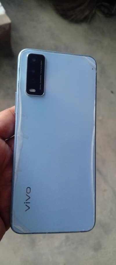 Vivo y12