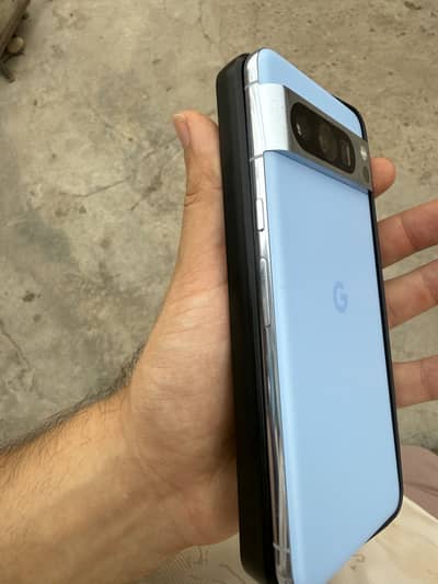 Google Pixel 8 Pro
