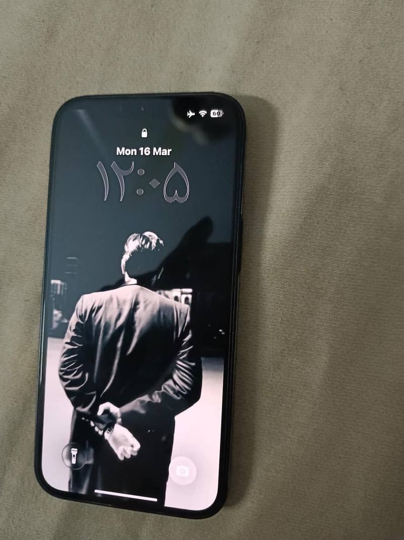 Apple iPhone 13 2