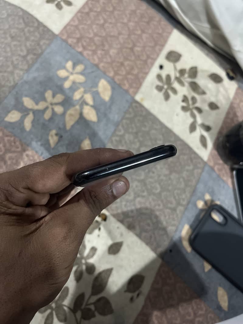 Apple iPhone X 7