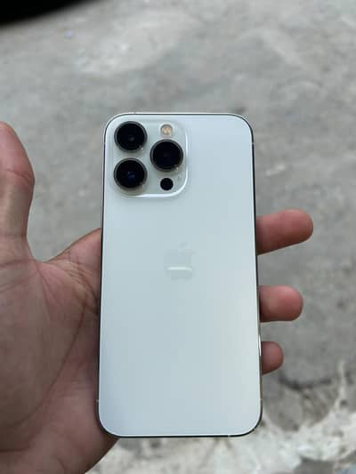 Apple iPhone 13 Pro