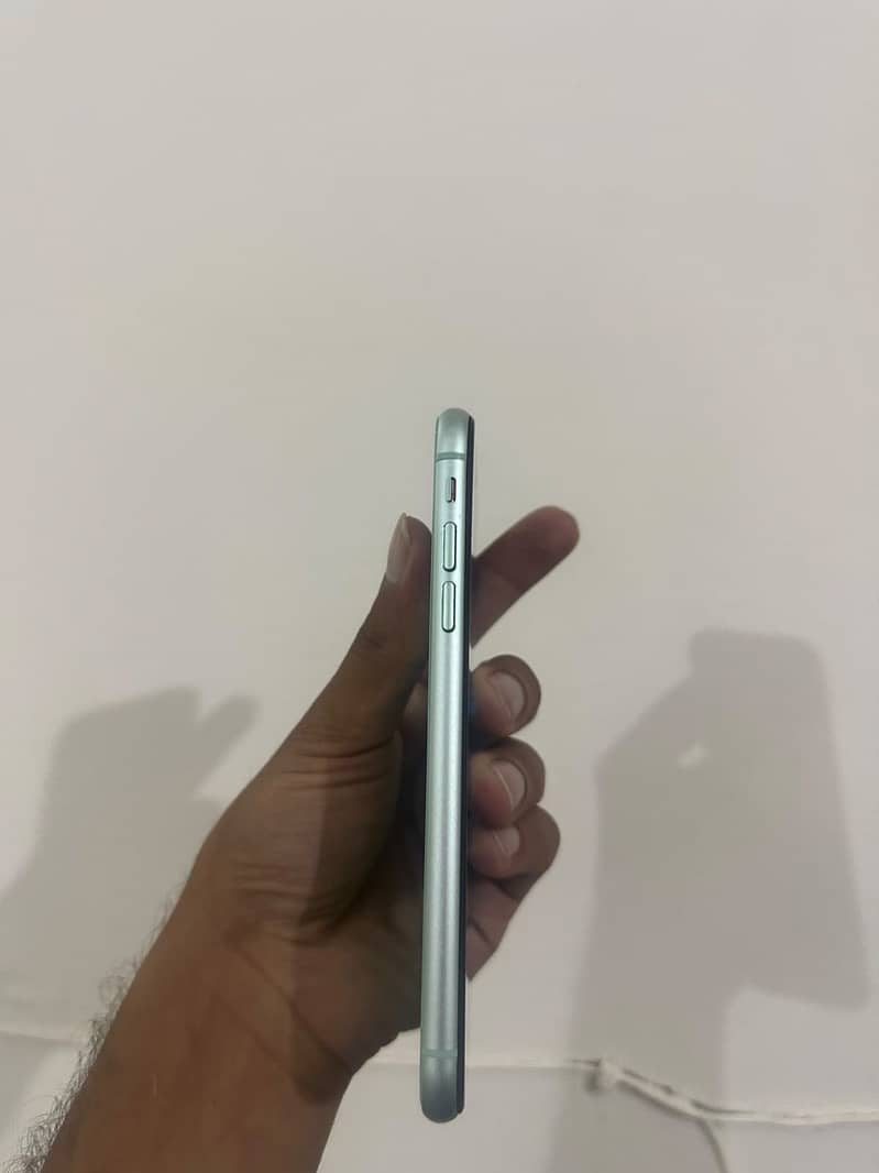 Apple iPhone 11 1