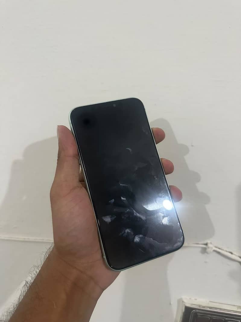 Apple iPhone 11 3